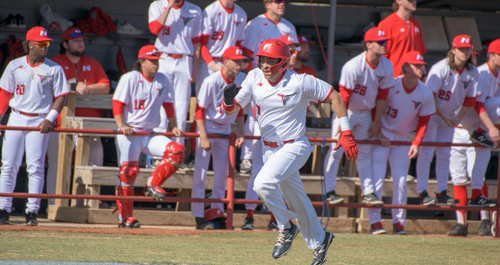 Mavs fall to Carl Albert