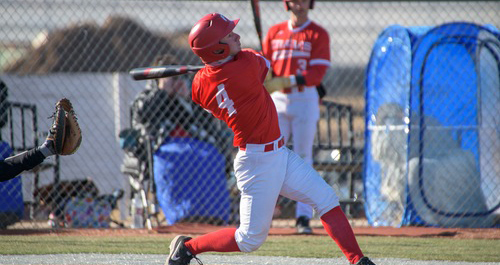 Mavs drop two to Pratt