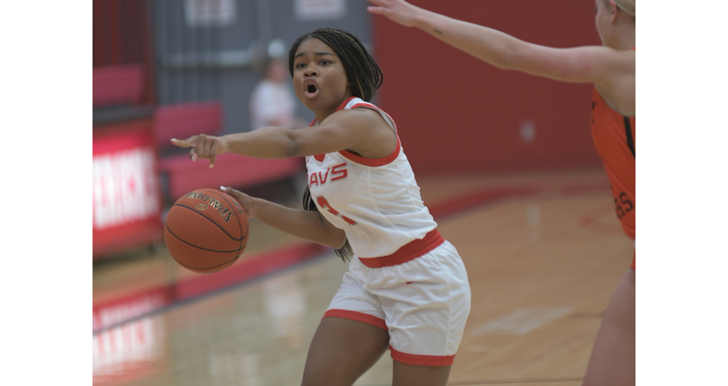 Balanced scoring leads Lady Mavs past Cowley
